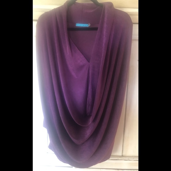Alice + Olivia Tops - Beautiful Alice + Olivia Long Sleeve Blouse.  EUC.